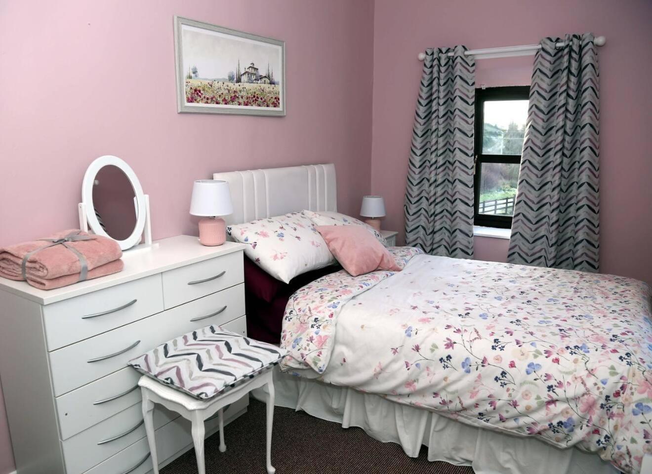 Holiday home Near Newtownstewart 3 Bedrooms Omagh