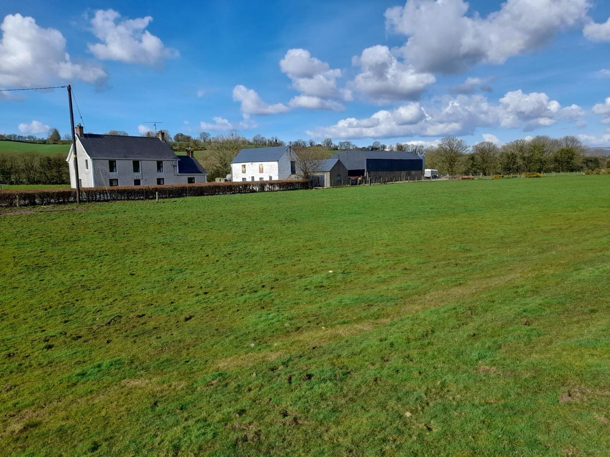 Near Newtownstewart 3 Bedrooms Holiday home *